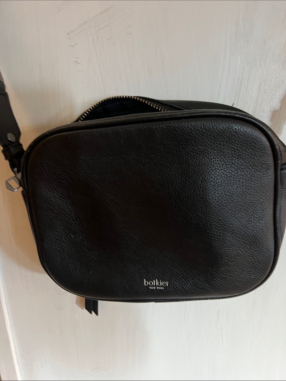 Botkier Black Pebbled Leather Messenger Crossbody - Picture 5 of 11